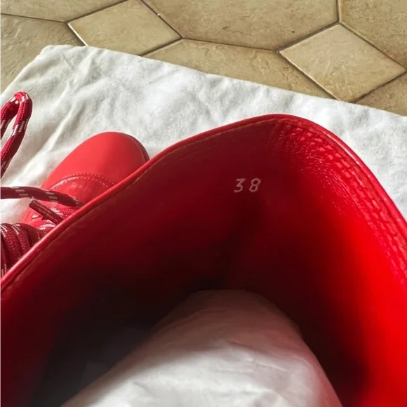 Monclair red boots - Excellent Condition - Picture 5 of 15